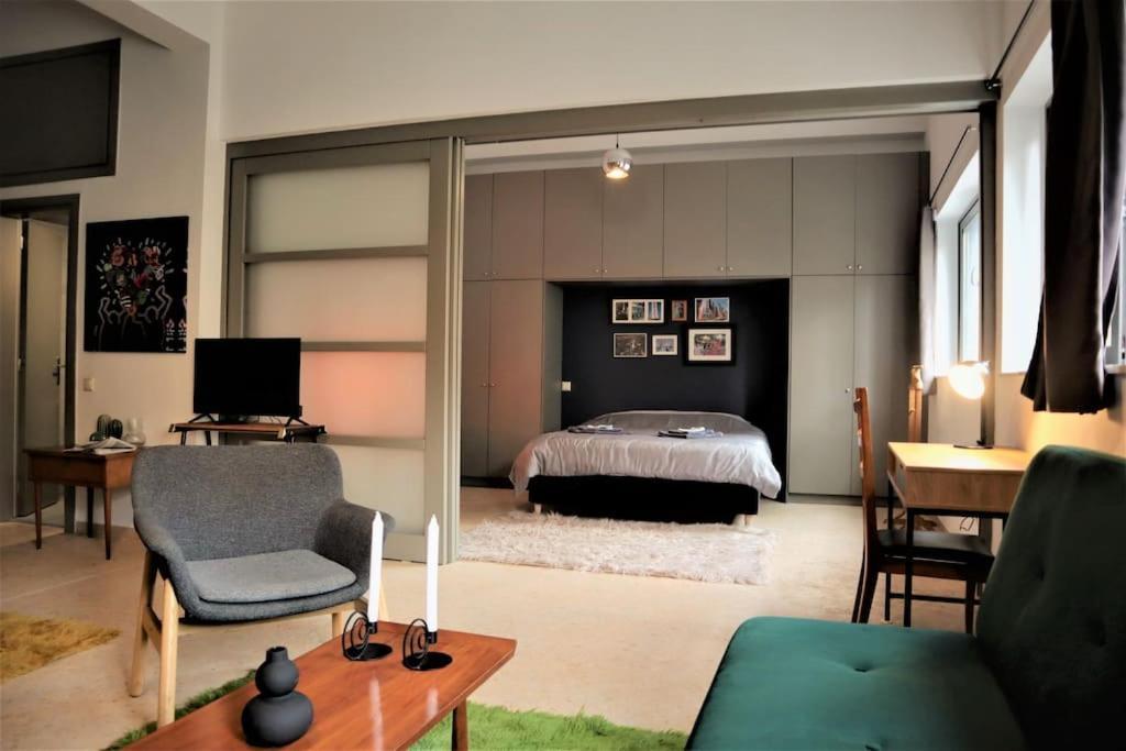 Central Studio In Monastiraki B Athena Bagian luar foto