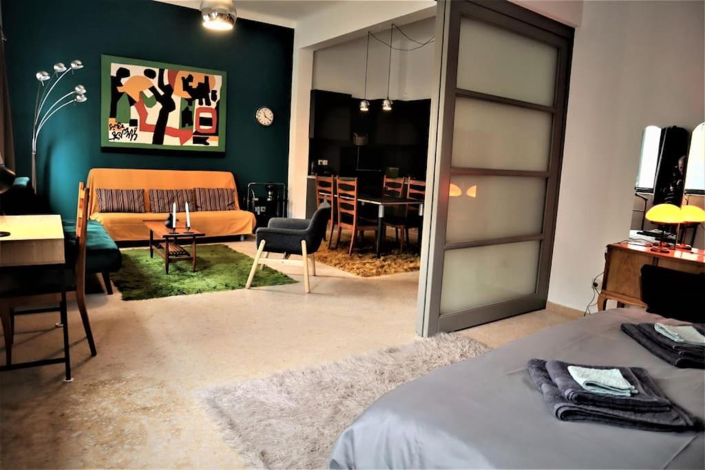 Central Studio In Monastiraki B Athena Bagian luar foto