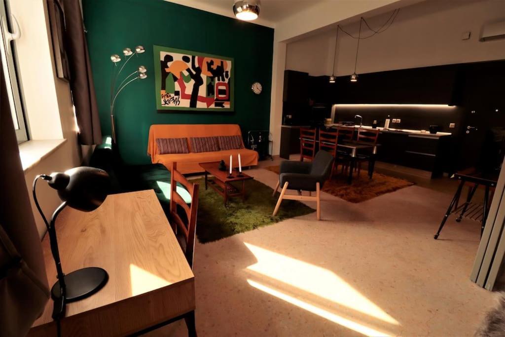 Central Studio In Monastiraki B Athena Bagian luar foto